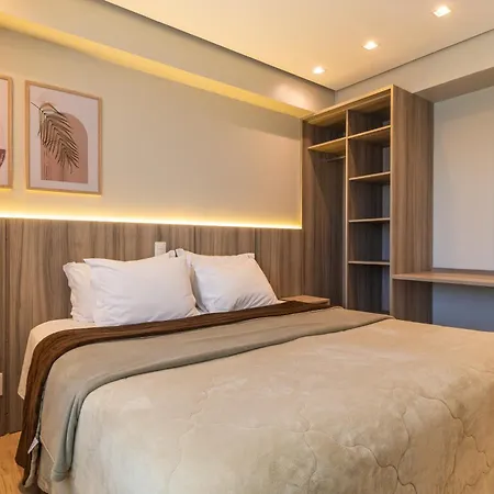 A Apenas 300 Mts Da Rua Coberta, No Exclusivo Via Florida Apartment Gramado Exterior photo