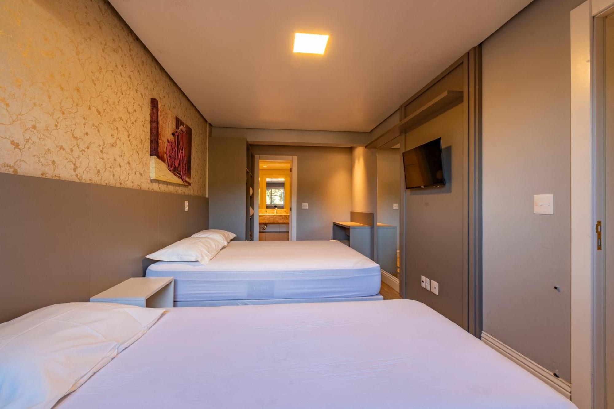 Apartment A Apenas 300 Mts Da Rua Coberta, No Exclusivo Via Florida Gramado