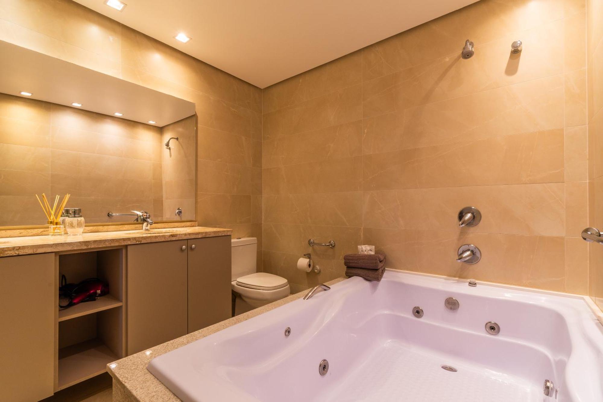 A Apenas 300 Mts Da Rua Coberta, No Exclusivo Via Florida Apartment Gramado